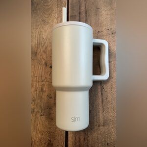 GUC S/M (Simple/Modern) Tumbler 30 oz. Color Almond Birch.